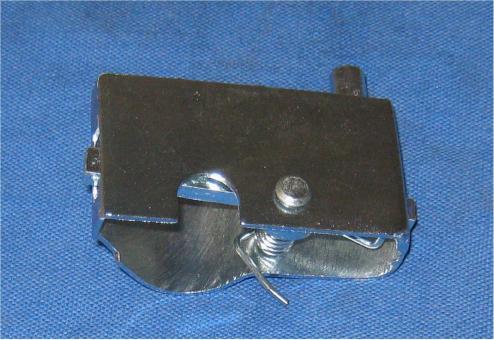 Schloßkasten für die Sitzbank am Rahmen 